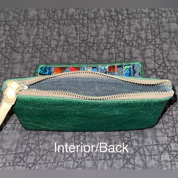 Consuela Wilder Slim Wallet ***EXCELLENT CONDITION*** ***Smoke-free Home*** - Picture 5 of 5